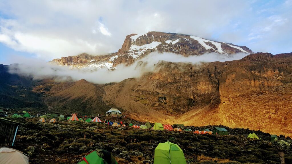 Climbing Kilimanjaro – The expert guides for ideal Climbing Kilimanjaro: Foto 1920 | Kanje grand tours